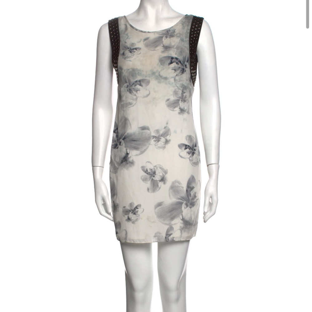 Haute Hippie
Silk Mini Dress